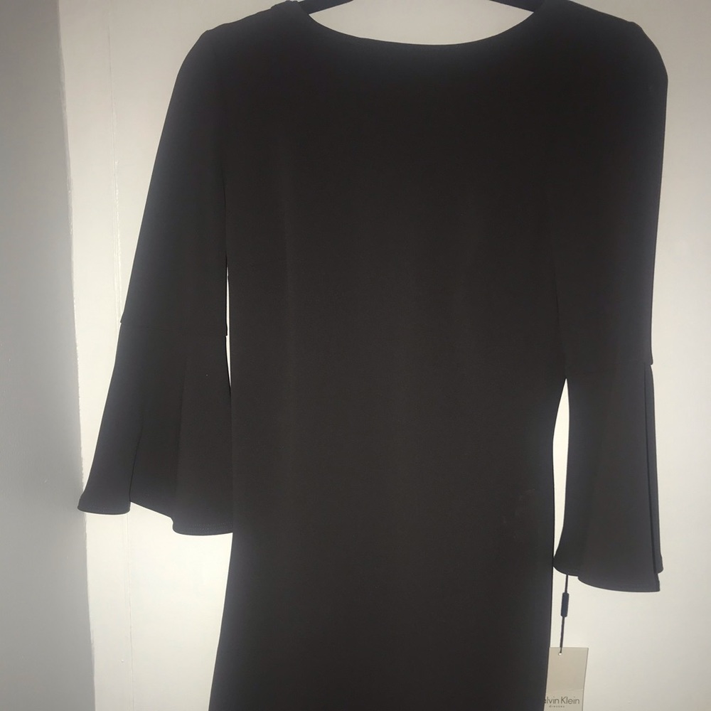 Calvin Klein Bell sleeve Midi dress